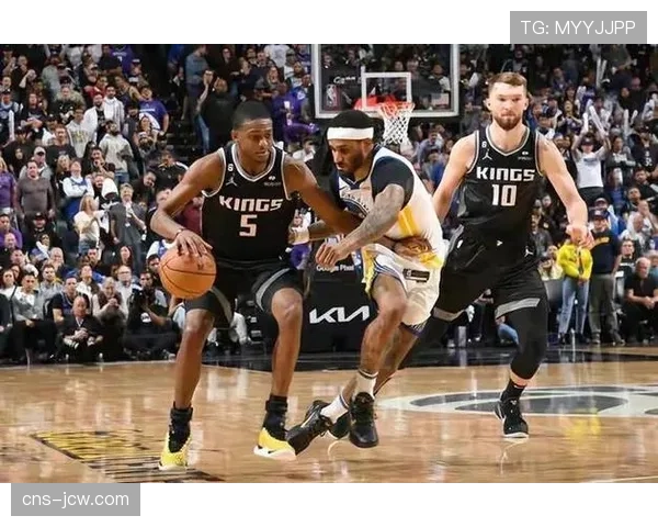 国王队小萨博尼斯场均三双背后的战术支撑：迈克·布朗的进攻体系